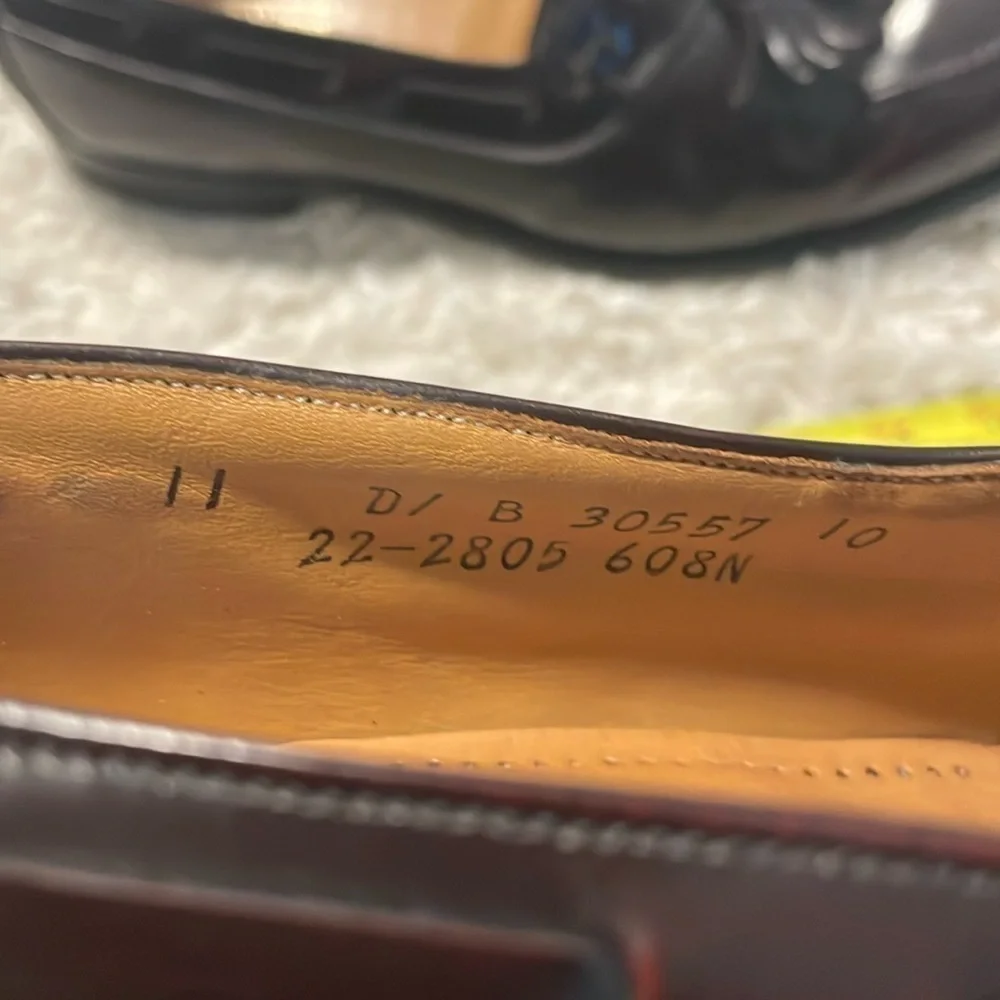 Johnston & Murphy Men Slip On Loafers Size 10 Pinch Tassles Dark Cherry Leather